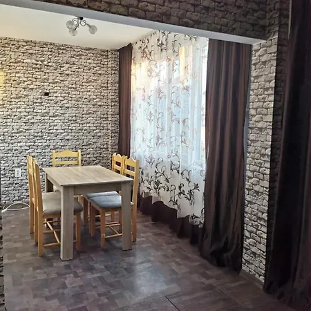 Апартамент Алекс